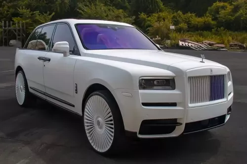近赏 Lil Uzi Vert 豪华 Rolls-Royce 定制座驾「Cullinan Vert Edition」