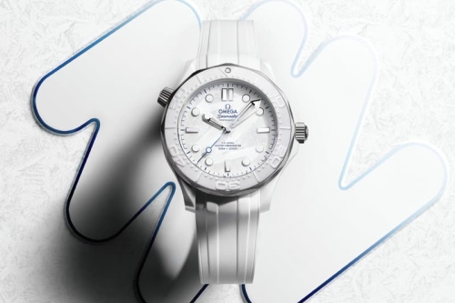 OMEGA 推出 Seamaster Diver 300M「Milano Cortina 2026」霜面陶瓷表盘潜水表