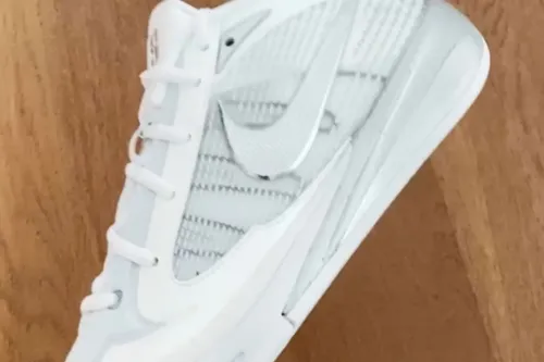 Nike 推出 Sabrina 4 最新「White Label」配色鞋款
