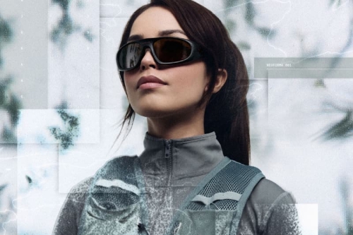 Oakley 再度携手 100 Thieves 推出未来感联名眼镜系列