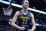 Caitlin Clark 球衣狂卖，全美篮球销量高居第 2 仅次 Stephen Curry