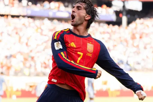 Ferran Torres 加盟 Paris Saint-Germain