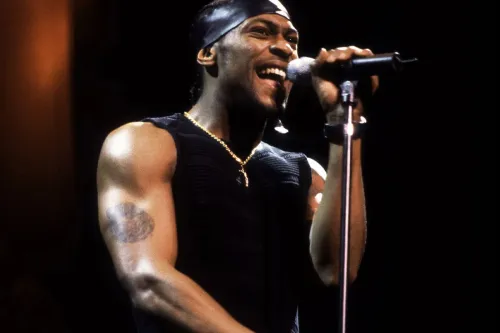D'Angelo 兄长确认正在制作遗作专辑的更多细节