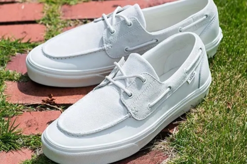 Vans 携手 Urban Research Doors 推出独家 2-Elt 船鞋