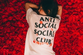 Anti Social Social Club 情人节别注系列:高调宠自己,自爱最潮