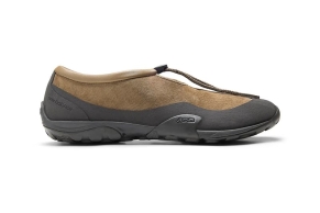 New Balance Tokyo Design Studio 正式发布 MT10T 两款全新配色鞋款