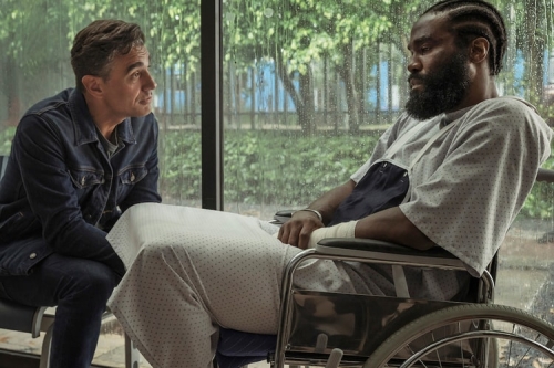 Yahya Abdul‑Mateen II 火力全开！Netflix 爆炸级新剧《Man on Fire》最新预告