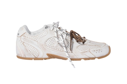 Miu Miu × New Balance 530 SL 运动鞋回归 SS26，携全新配色登场