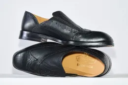 Balenciaga 携手 J.M. Weston 打造 2026 冬季混合鞋履系列