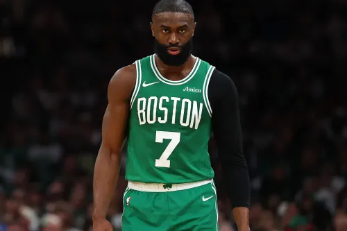 Jaylen Brown 打破沉默：重磅被交易到宿敌 76ers 震撼 NBA