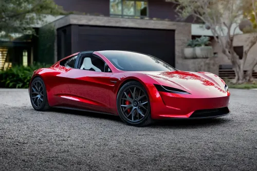 原定 10 月 1 日发表因故推迟，特斯拉 Tesla 宣布将于 10 月 15 日举行 Roadster 户外展示