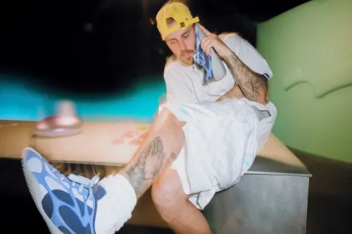 贾斯汀·比伯 Justin Bieber 有意打造 SKYLRK 手机