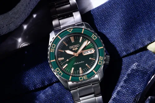 Seiko 5 Sports 推出 SKX SNZH「Formal White」及「Tweed Green」两款配色鞋款