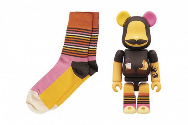 Medicom Toy × Happy Socks 联名Be@rbrick公仔