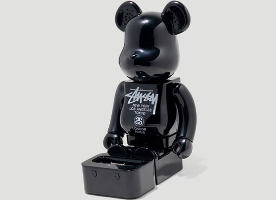 Stussy × Medicom Toy Be@rbrick 联手打造iPod,iPhone专用小音箱