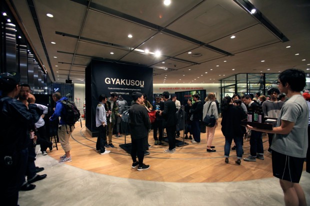 UNDERCOVER × Nike GYAKUSOU 2011冬季 V.I.P先行贩售派对