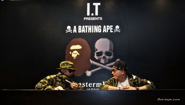 现场直击 A BATHING APE × mastermind Japan 开卖仪式 Nigo & 本间正章 签名活动