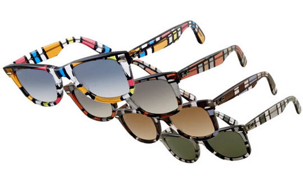 Ray-Ban Wayfarer "Bloks" 系列太阳眼镜色彩缤纷