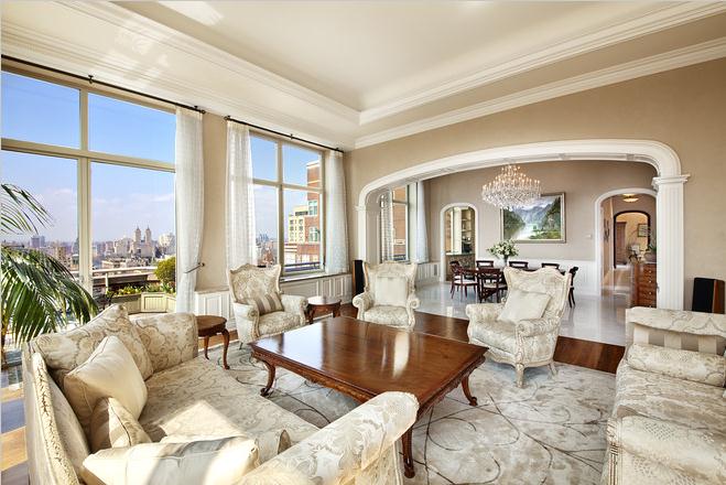 纽约上东区 可360度欣赏城市美景的奢华公寓