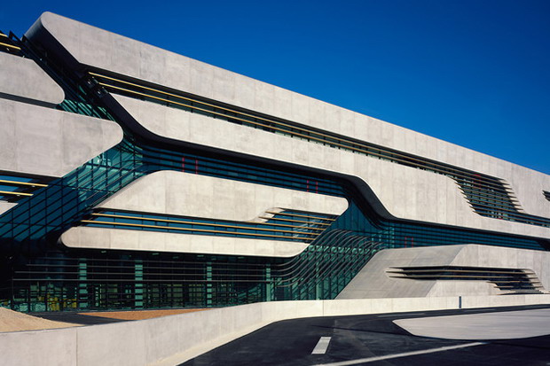英国建筑师 Zaha Hadid 设计全新 Pierres Vives Building 建筑