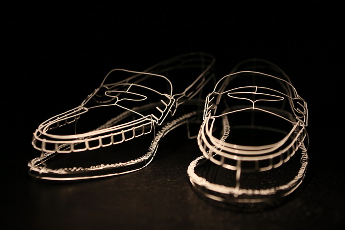 Cathy Miles Wire Shoes 装置展览 @ South Place Hotel