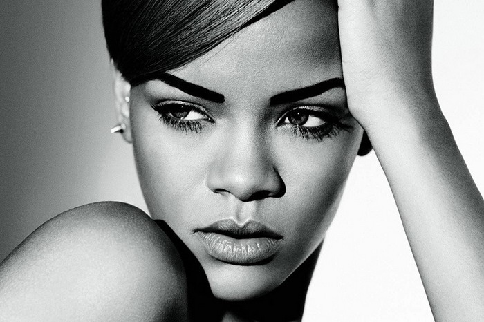 Rihanna 接受 WWD 专访大谈加盟 PUMA 感受