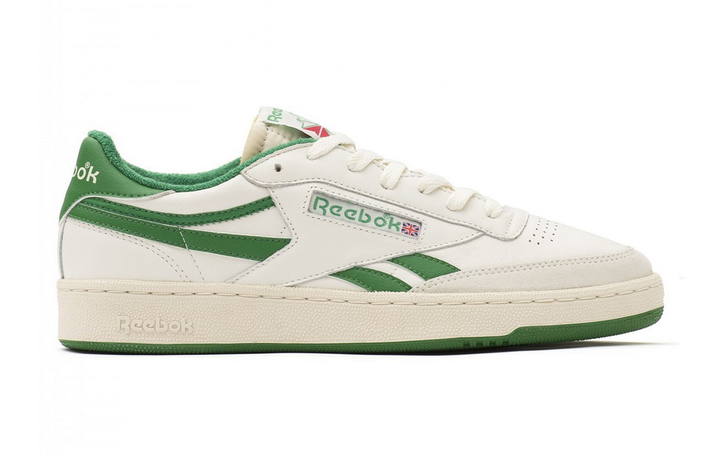 Reebok Classic Revenge Plus Vintage 释出元