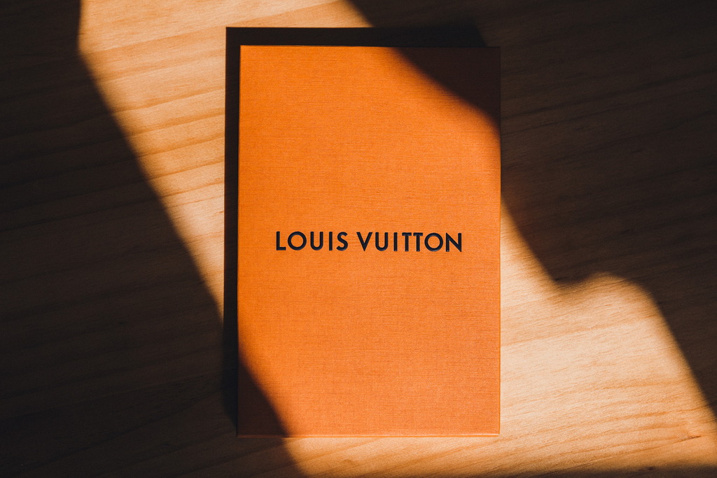 Louis Vuitton 推出 2017 年全新香港 City Guide