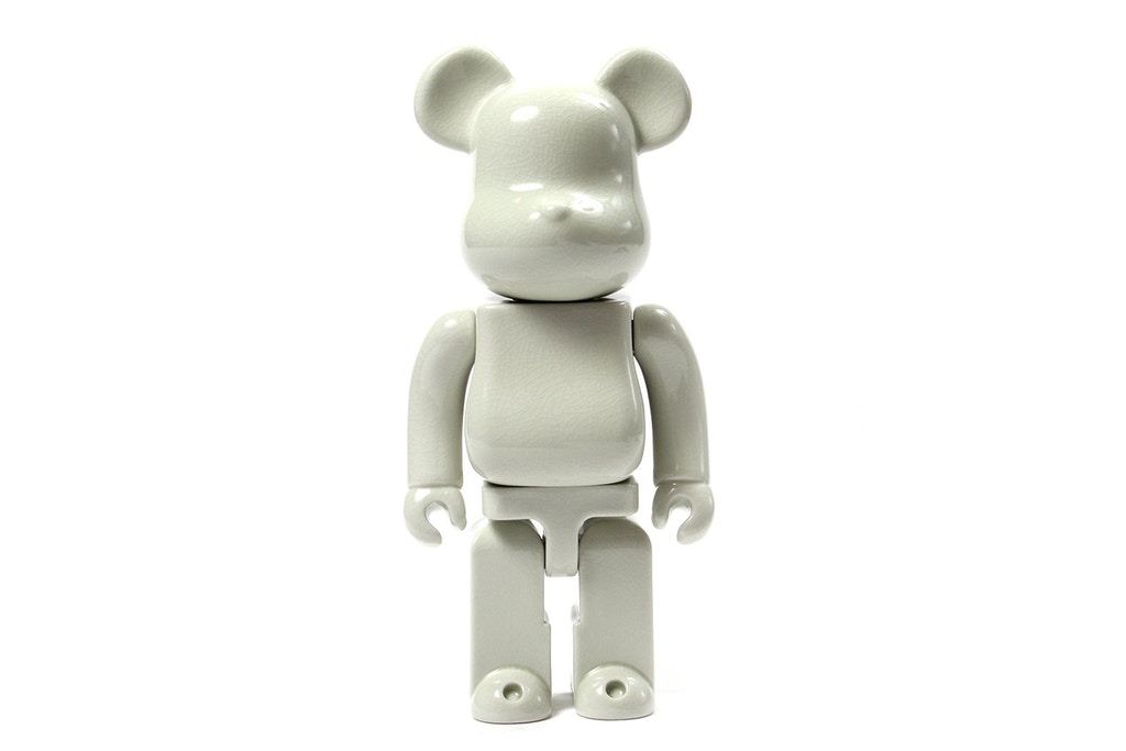 Medicom Toy 推出陶瓷「Kutani Awata Yu」BE@ARBRICK 400% 玩偶