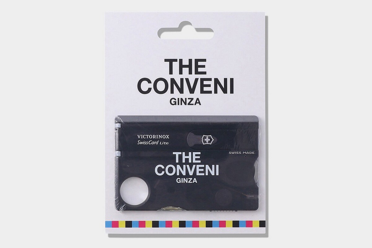 THE CONVENI 与 Victorinox 推出特别版 SwissCard Lite 口袋工具