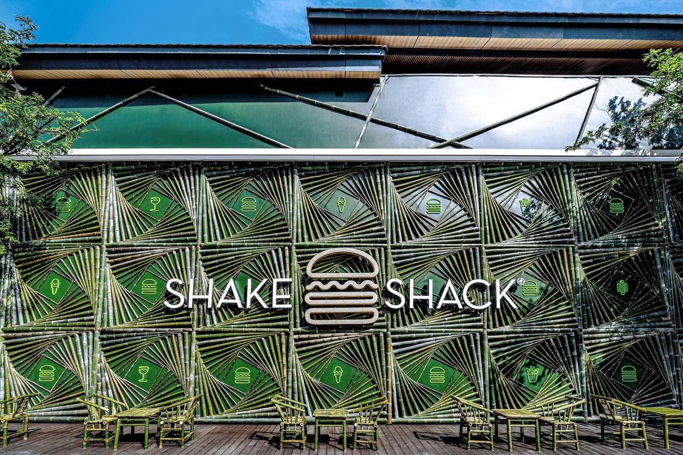 Shake Shack 于成都打造大型艺术装置「成都竹堡」