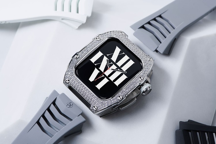 Golden Concept 推出全球最贵 Apple Watch 钻石保护壳配件