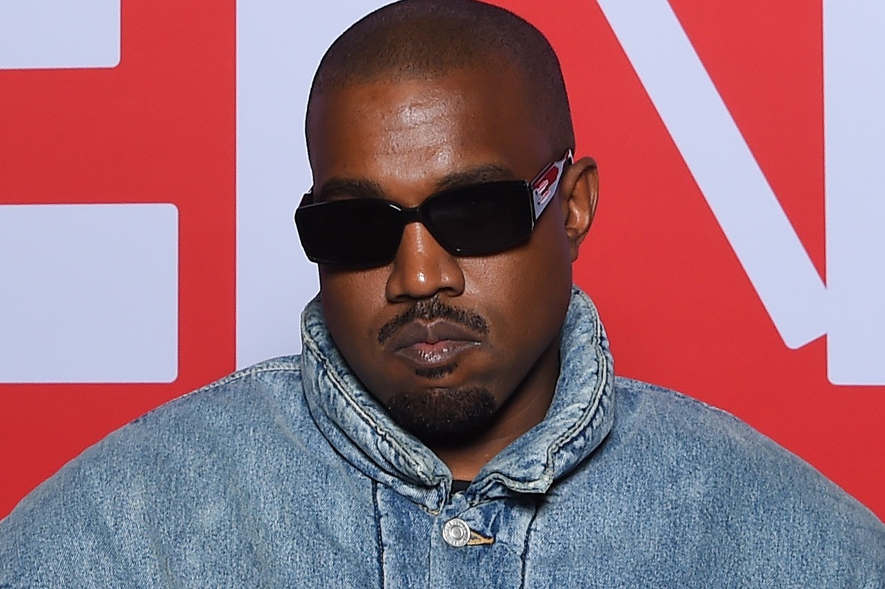 Kanye West 亲自表示将在合约结束后与 adidas、GAP 停止合作关系