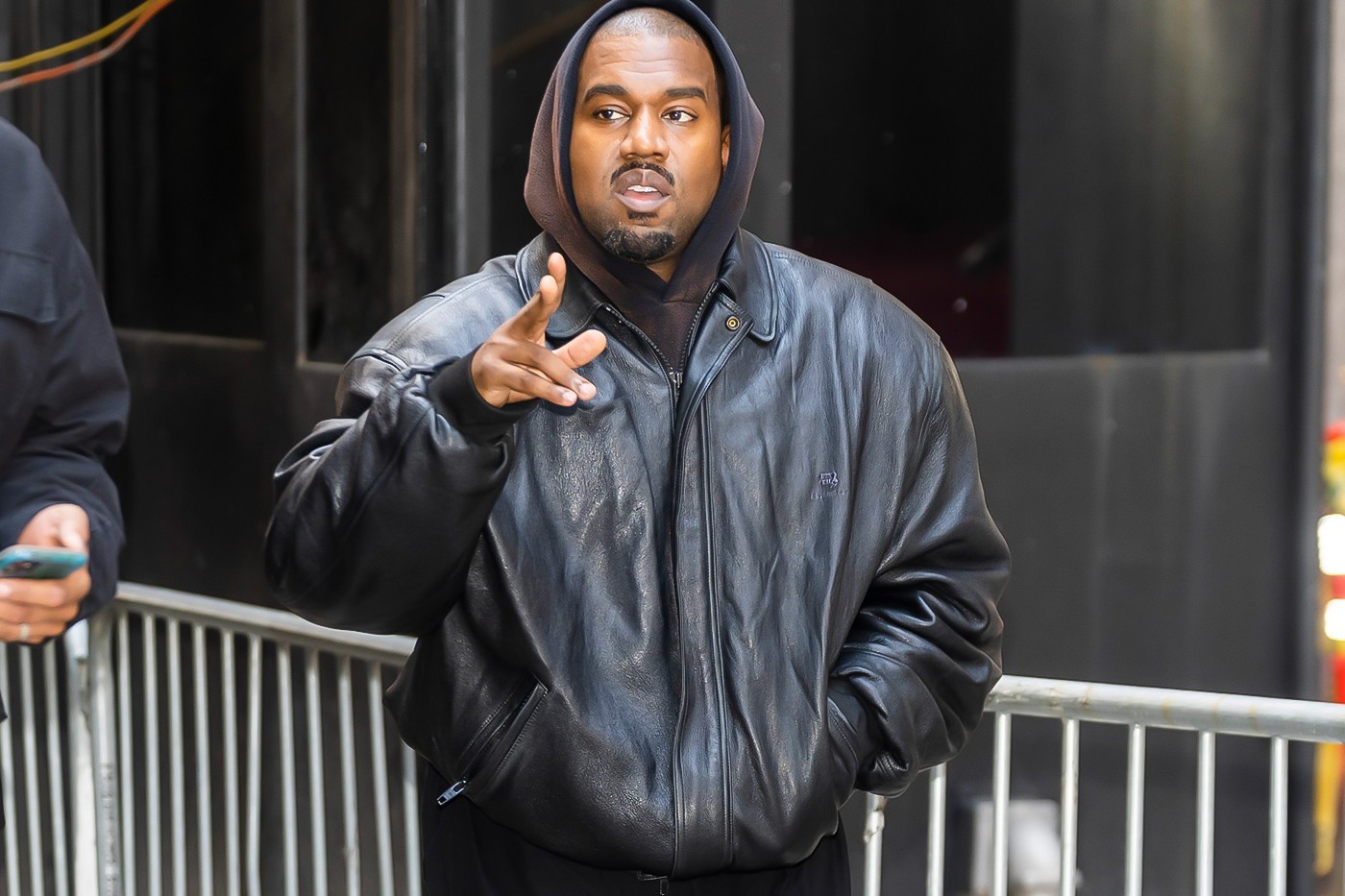 Kanye West 分享与 adidas 争议最新进展