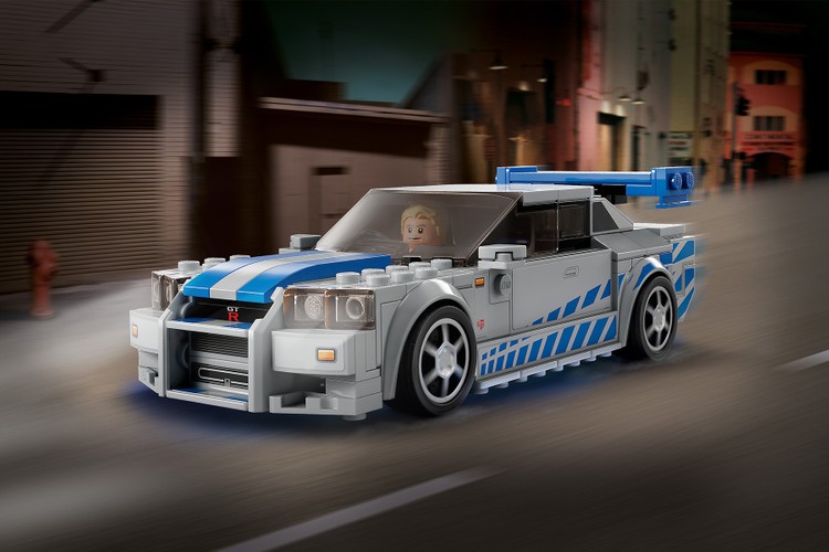 LEGO 推出《2 Fast 2 Furious》电影经典车款 Nissan Skyline GT-R R34 积木模型