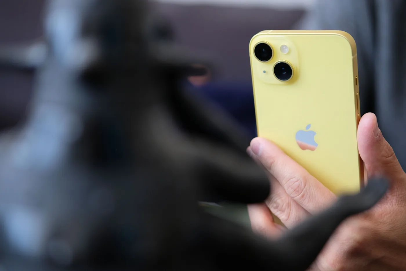 黄色 iPhone 14 及 14 Plus 今日起正式发售