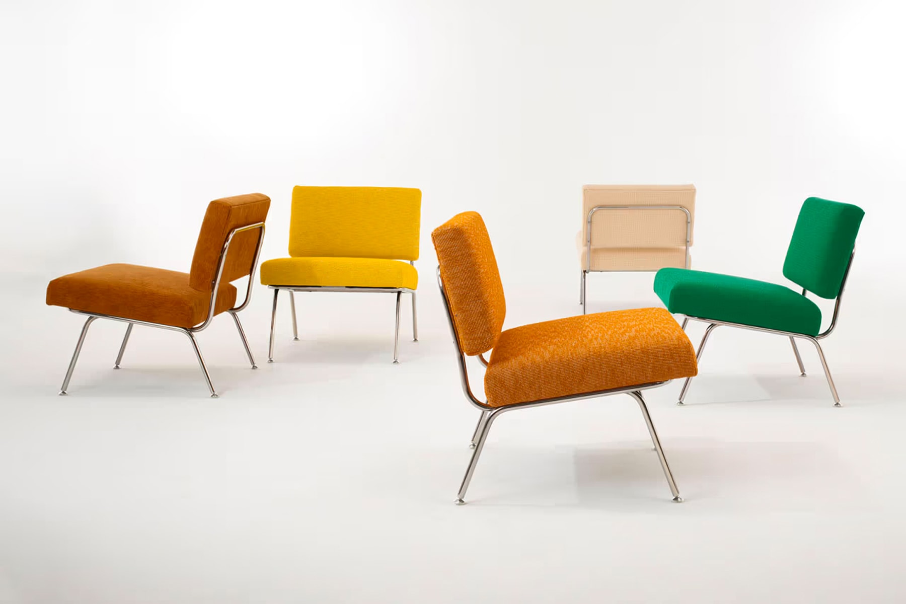 Knoll 复刻推出两款品牌经典沙发座椅