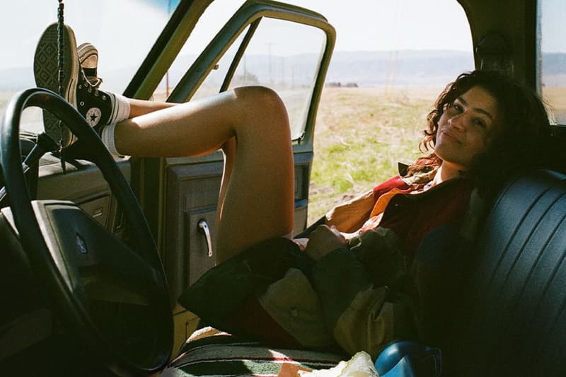 HBO 发布《高校十八禁/毒瘾女孩 Euphoria》第 3 季首张剧照,上线日期同步曝光