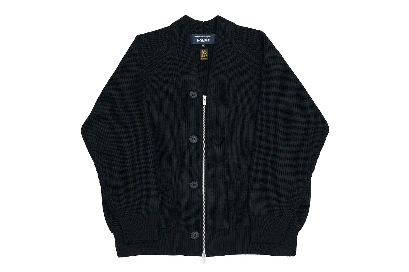 BATONER × COMME des GARÇONS HOMME 首度联乘，融合 Solid Wool 羊毛与军装设计