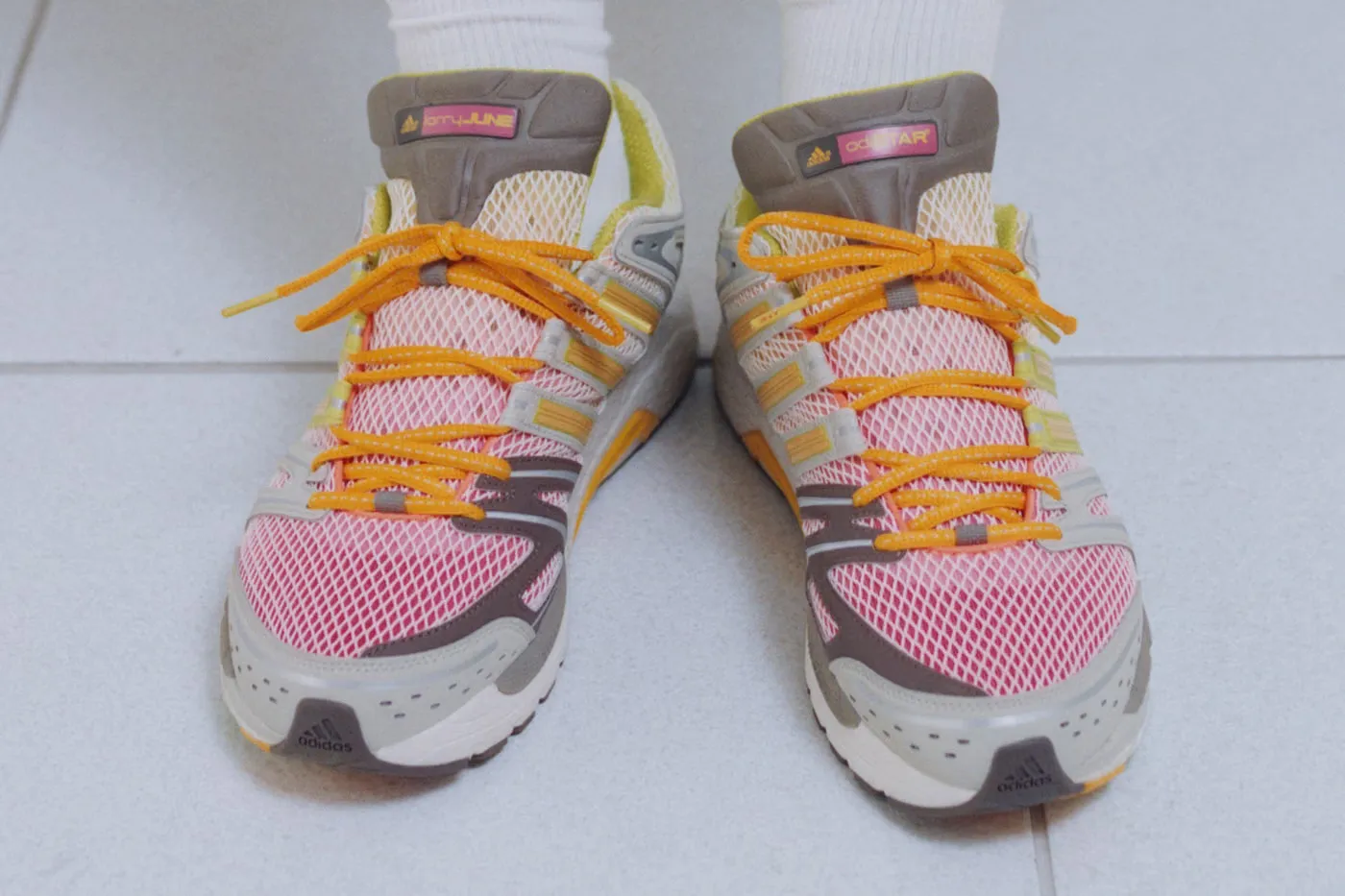Larry June 与 adidas Originals 推出 Adistar Control 5「Watermelon Smoothie」配色鞋款