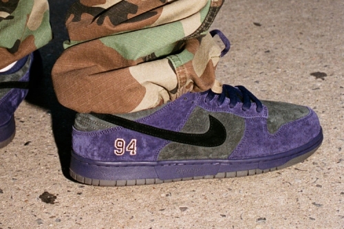 Supreme × Nike SB 最新联名 Dunk Low 系列鞋款正式登场
