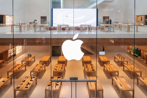 设计迎来重大改革？Apple 全新成员 iPhone 17 最新外观谍照率先曝光