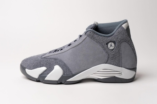 率先近赏 Air Jordan 14 全新配色「Flint Grey」鞋款
