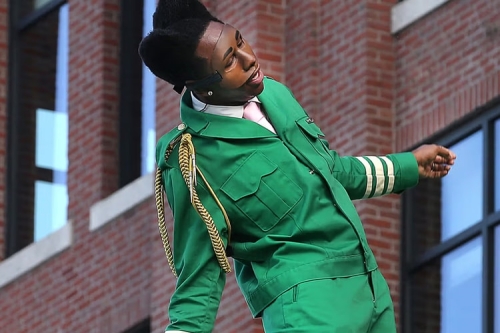 Tyler, the Creator 亲导全明星 MV 《Darling, I》重磅登场