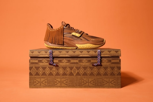 Kyrie Irving 注目签名战靴 ANTA KAI 1「CHIEF HÉLÀ」 酋长配色发售情报