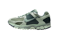 Nike 再度出击 Zoom Vomero 5 推出清新「Seafoam Green」配色鞋款