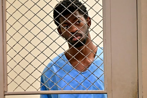 惹祸上身！Lil Nas X 凌晨只穿内裤徘徊街头，四项袭警重罪一概否认