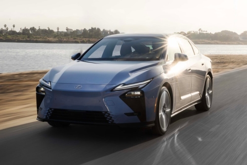 Lexus ES 350e：用十分之一价格享受 Rolls-Royce 级豪华
