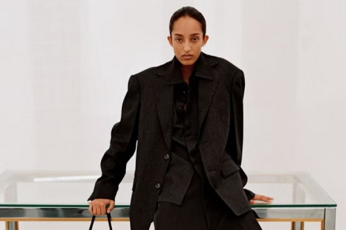 设计师品牌 Phoebe Philo 进军中国市场