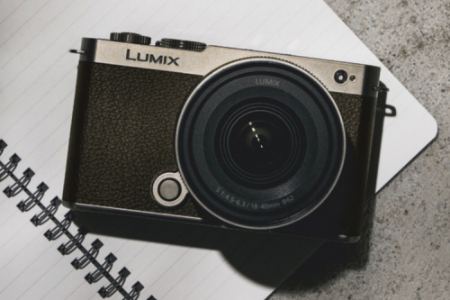 松下推出 LUMIX S9 相机“钛金色”版本，引入全新三涂层技术提升机身光泽质感